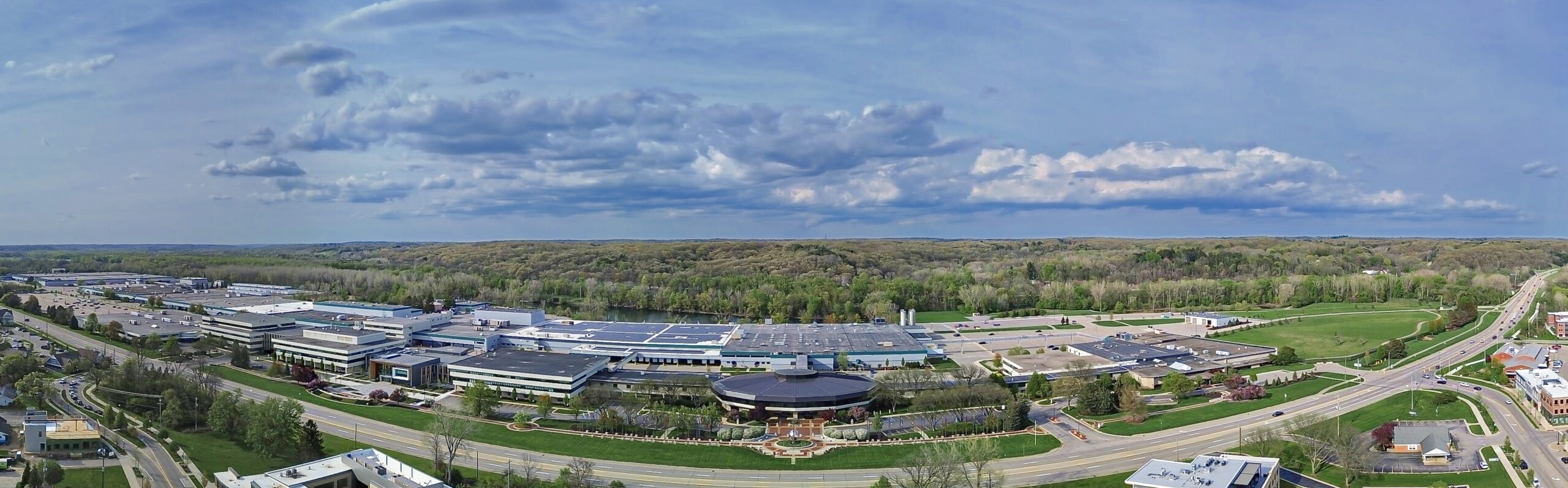 Aerial view of Amway's world headquarters campus in Ada, Michigan